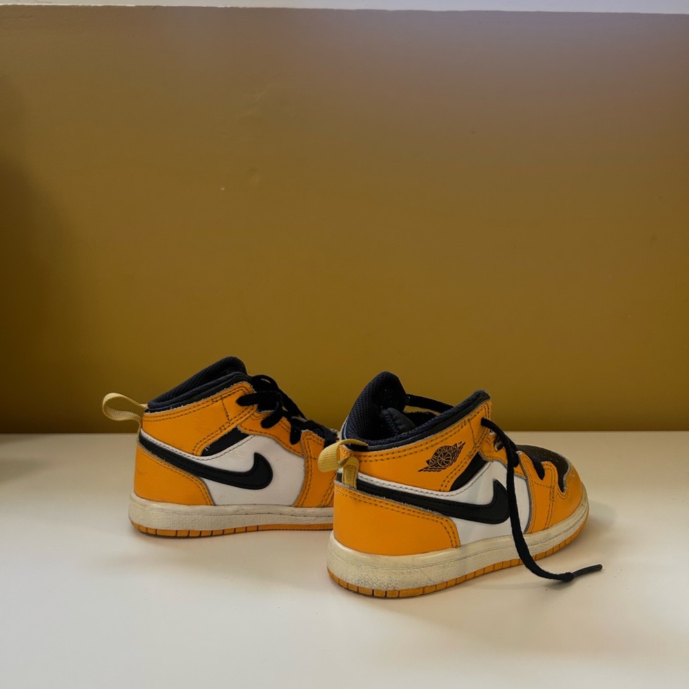 Nike Kids' Orange and Black High-Top Sneakers